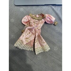 Vintage 1997 Rapunzel Barbie PInk & Gold Satin Gown Dress Top Princess 17646